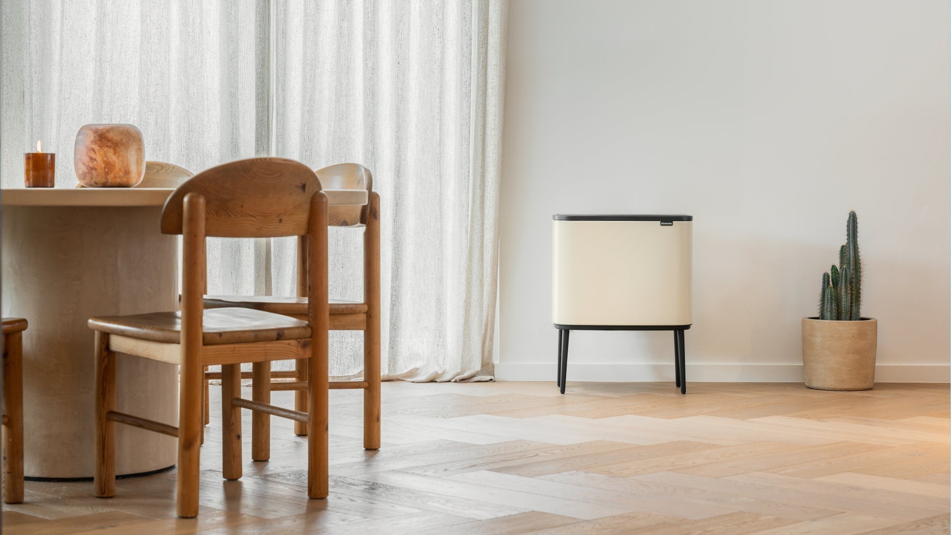 Rumahmu Sudah Keren, Kenapa Tempat Sampahnya Masih Biasa Aja?