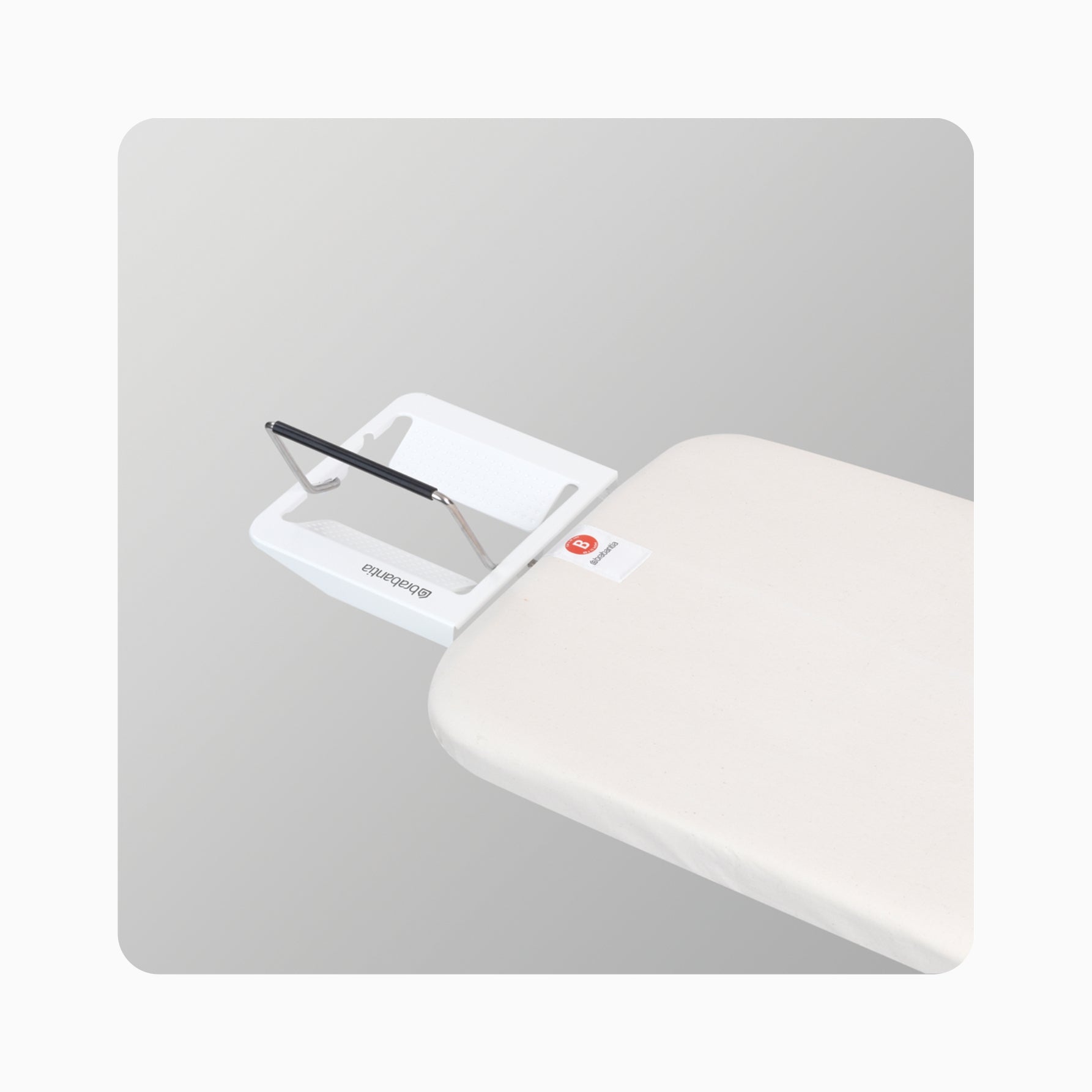 Steam iron rest solid Brabantia Ironing Board B untuk tangan kanan dan kiri, kompatibel setrika 13,5 cm