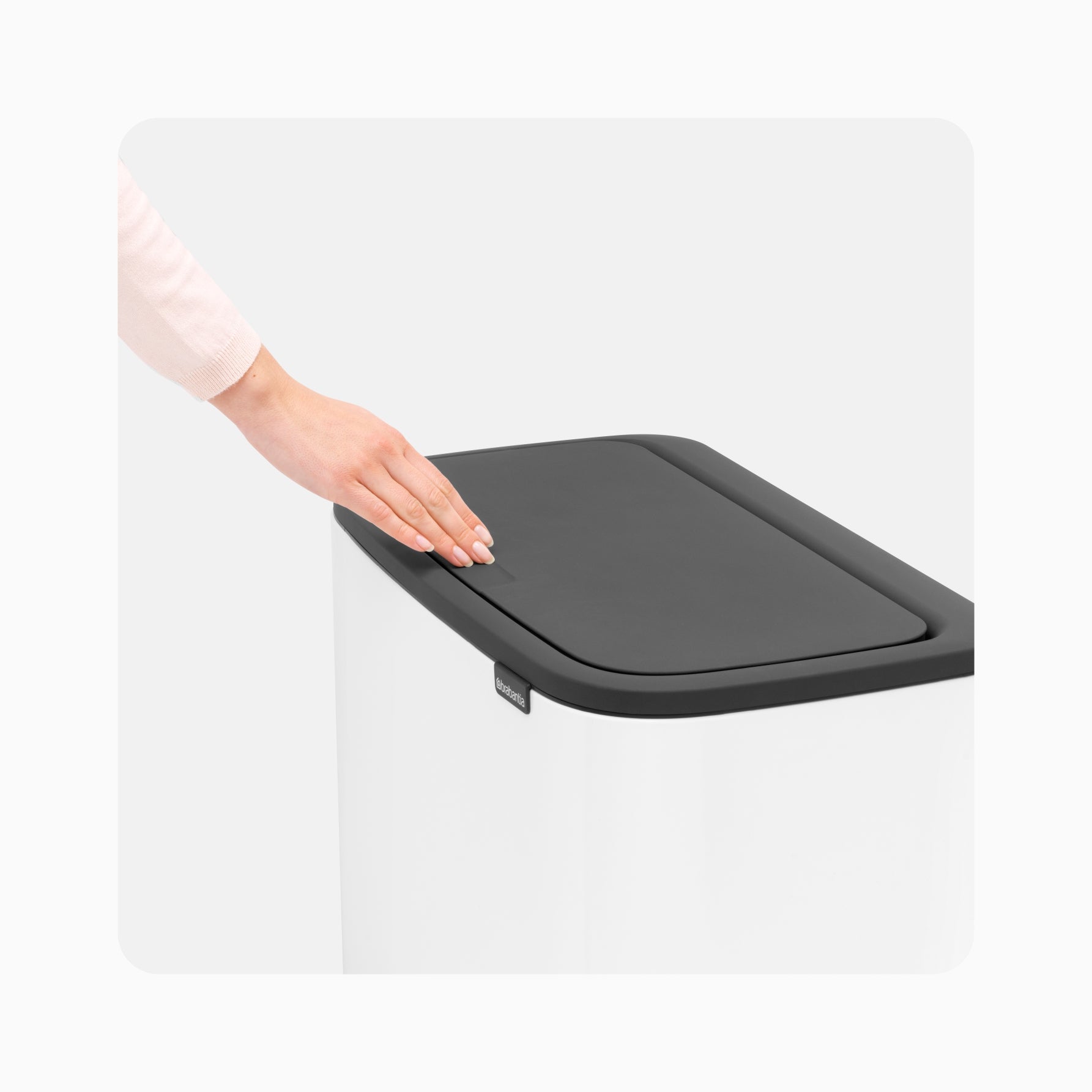 Brabantia Bo Tuch Bin 36L White Ringan & Tekan Pelan, Praktis untuk Sehari-hari