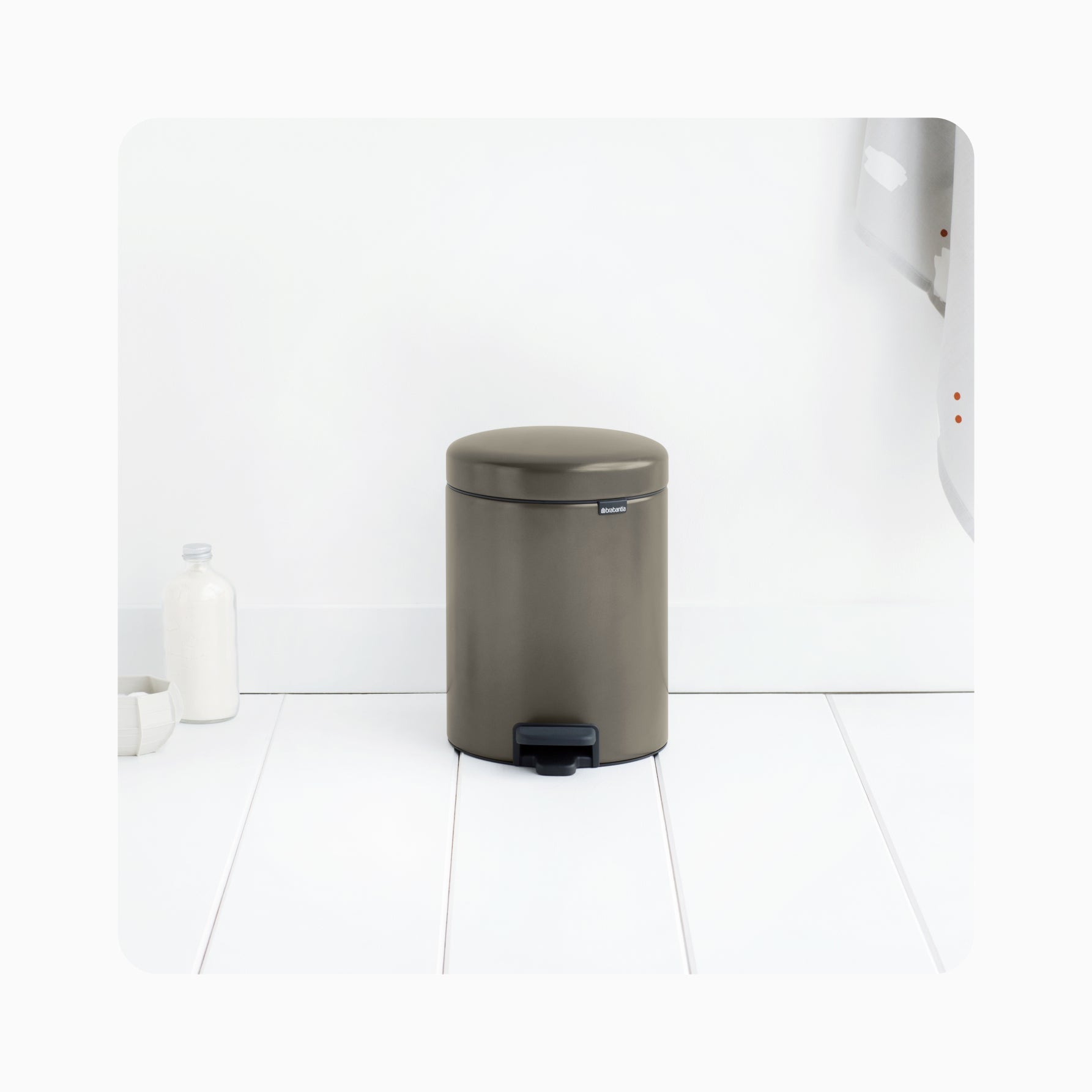 NewIcon Pedal Bin 5L - Platinum