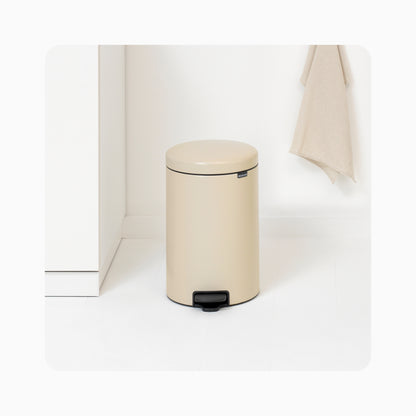 NewIcon Pedal Bin 20L - Soft Beige
