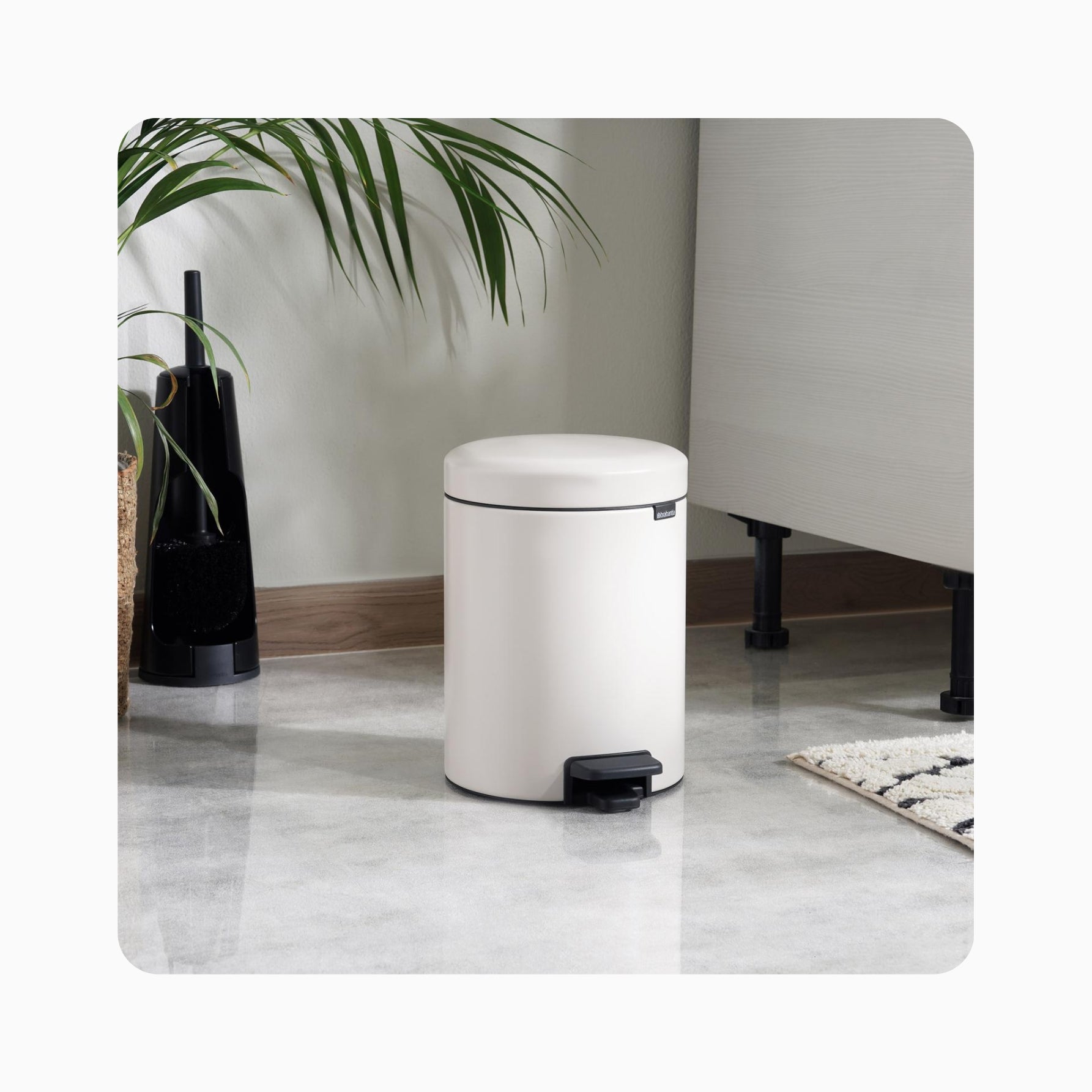 NewIcon Pedal Bin 5L - White