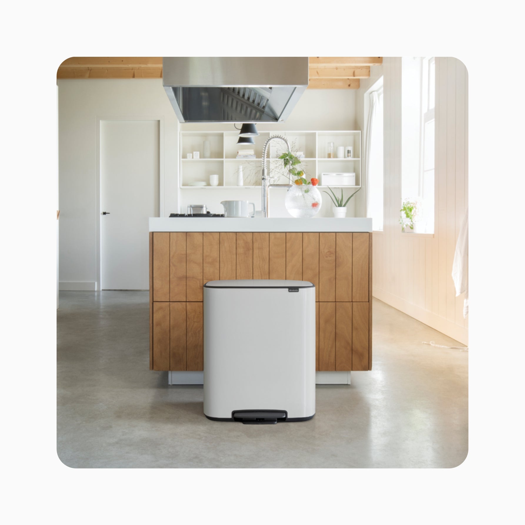 Bo Pedal Bin 60L - White