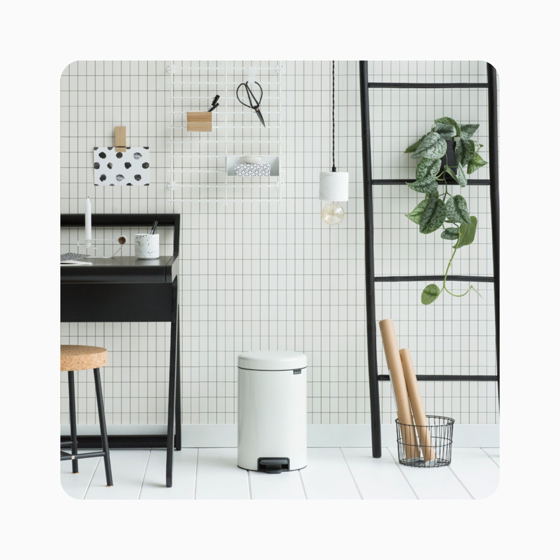 NewIcon Pedal Bin 12L - White