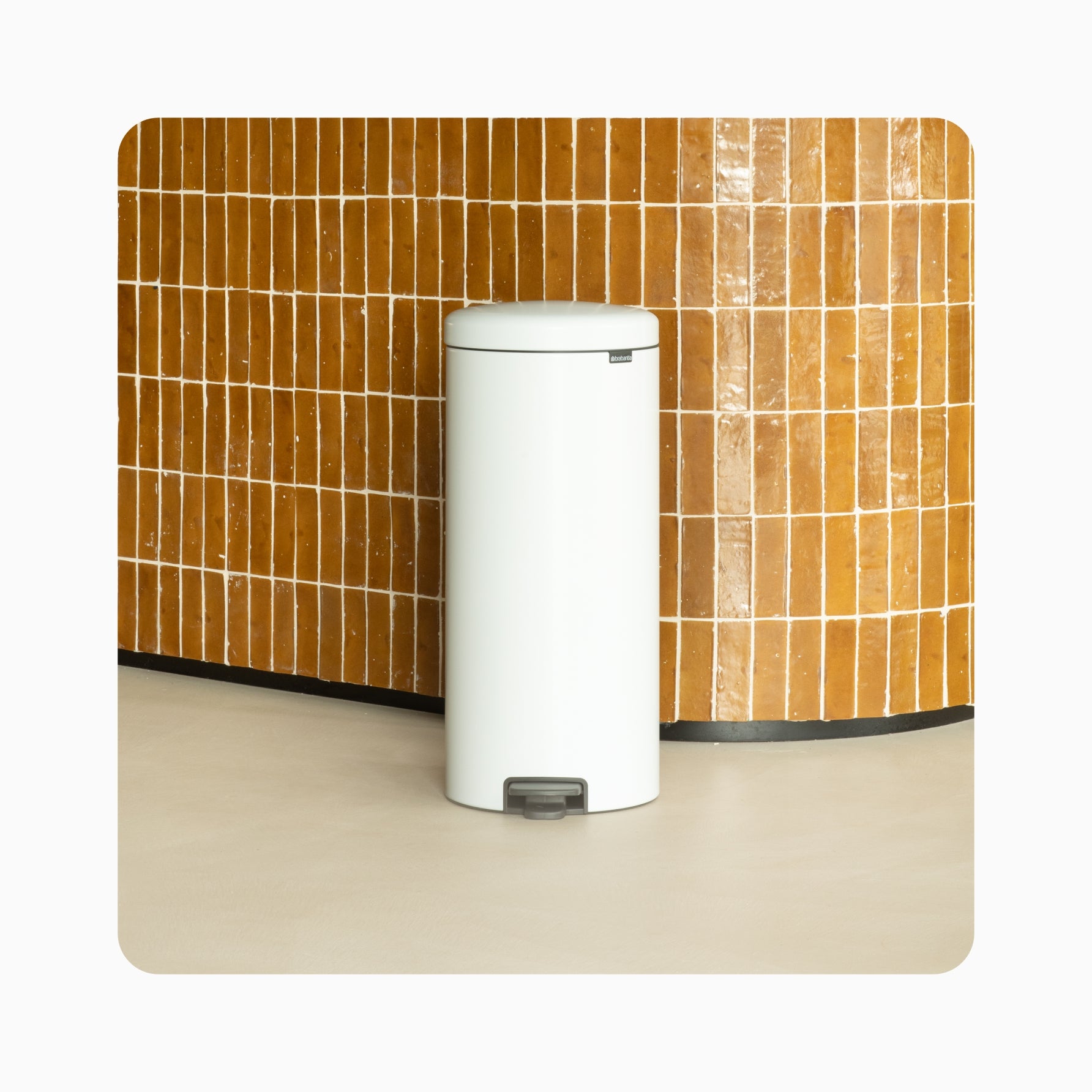 NewIcon Pedal Bin 30L - White