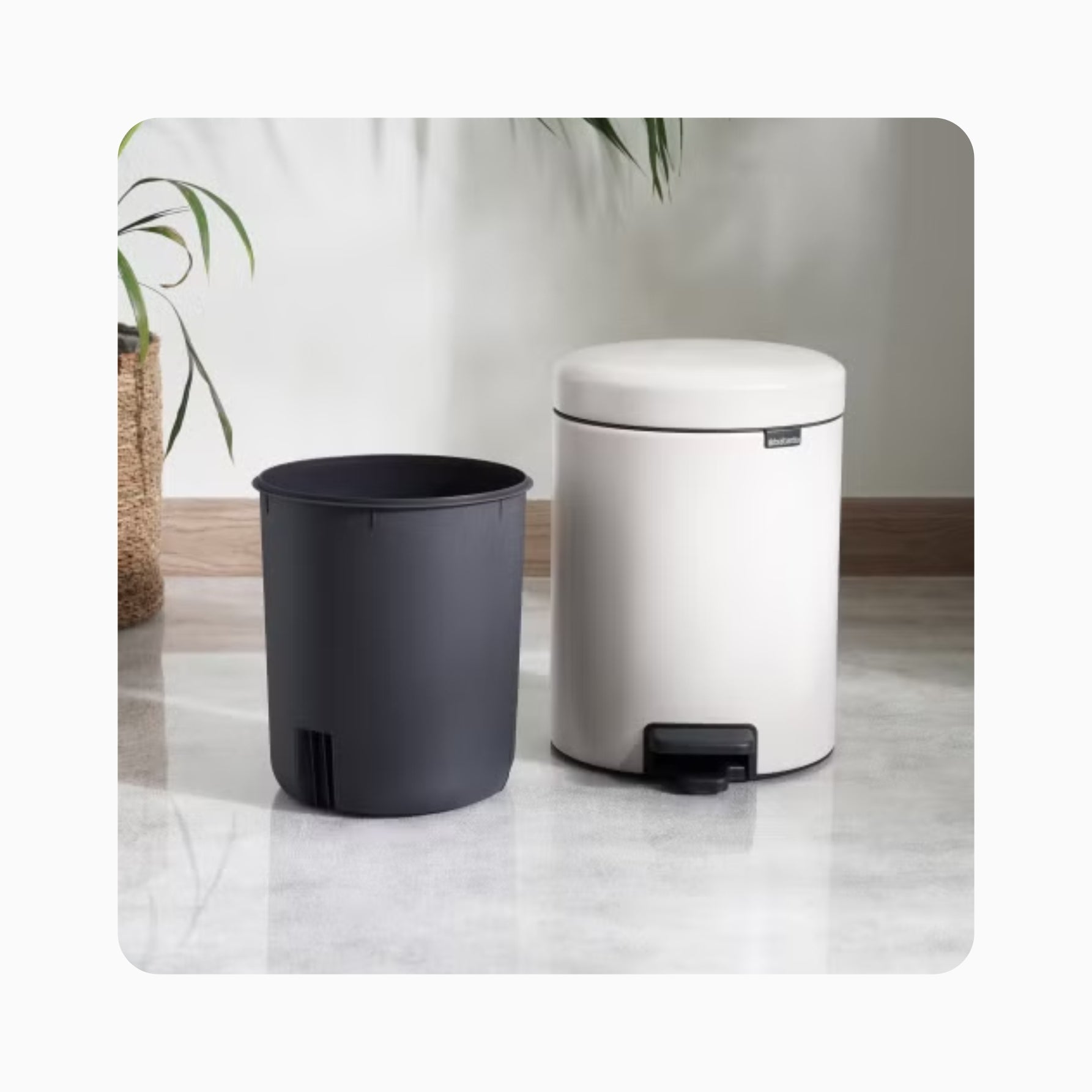 NewIcon Pedal Bin 5L - White