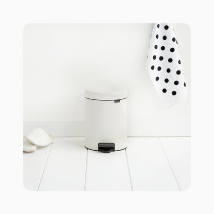 NewIcon Pedal Bin 5L - White