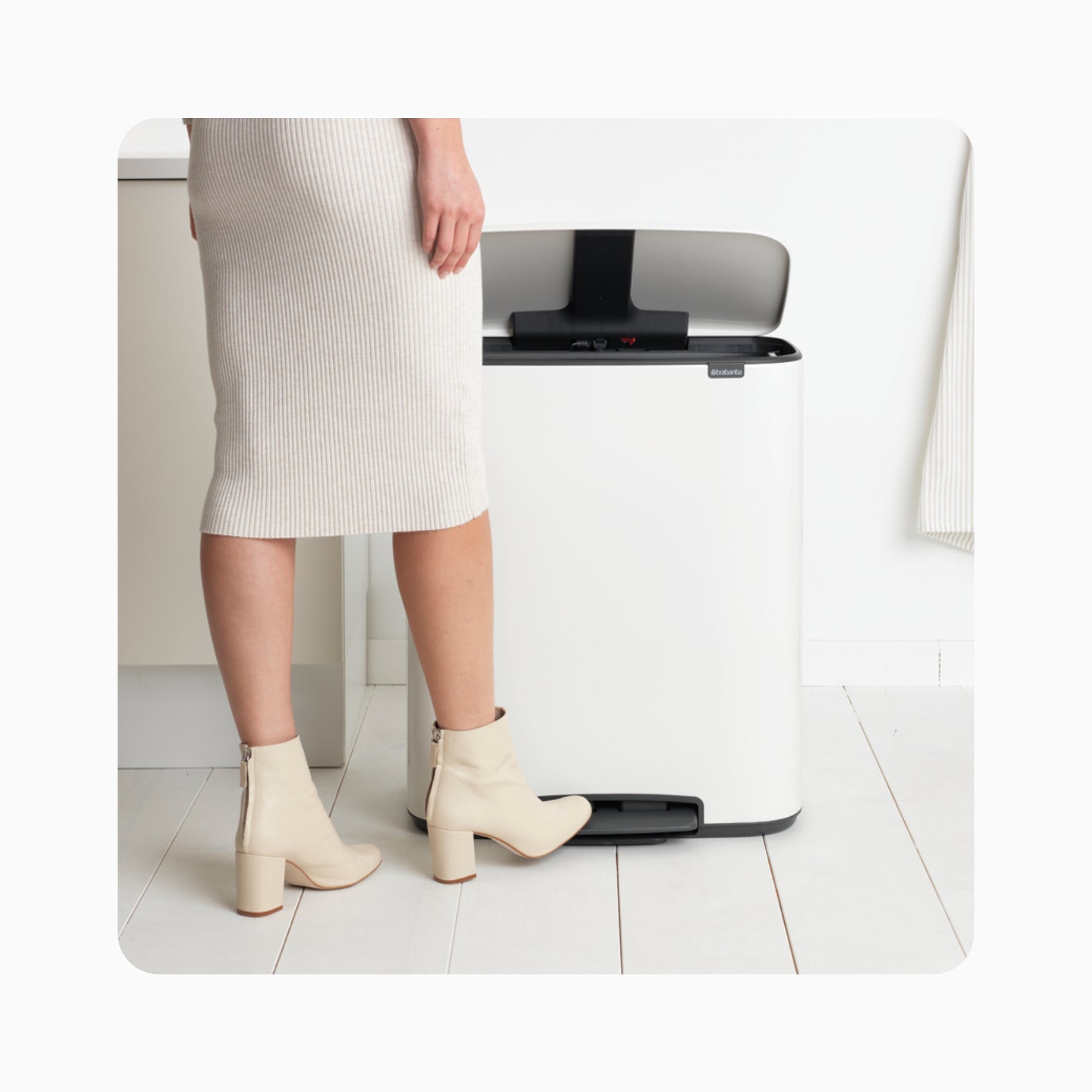 Bo Pedal Bin 60L - White